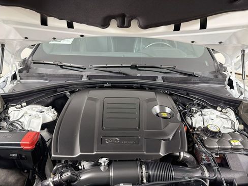 Used 2025 Land Rover Range Rover Velar Dynamic SE AWD/4WD image 32