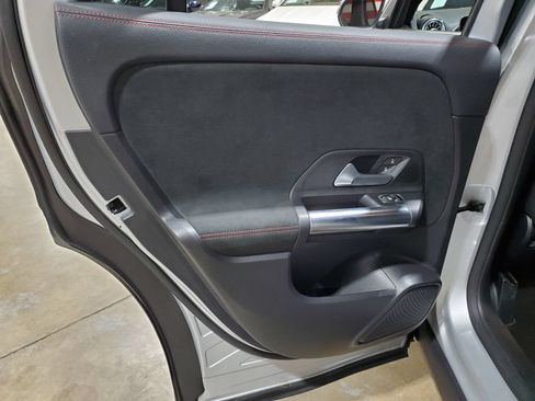 Used 2021 Mercedes-Benz GLA 250 image 28