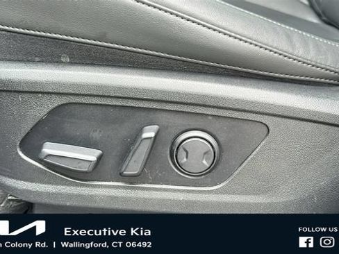 Certified 2024 Kia Sorento S w/ Panoramic Sunroof Package AWD/4WD image 10