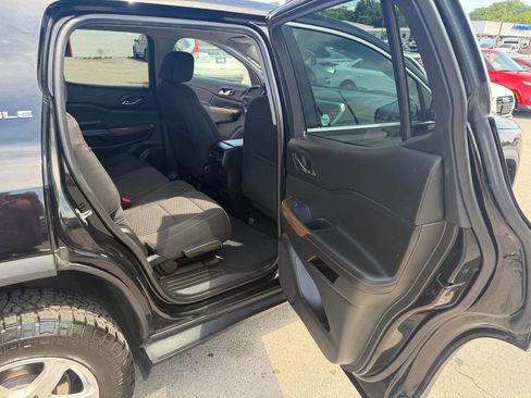 Used 2019 GMC Acadia SLE AWD/4WD image 13