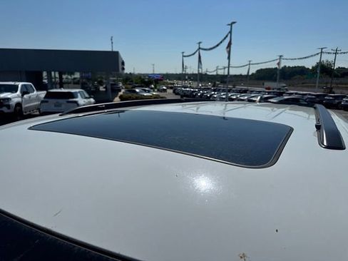 Used 2024 Jeep Grand Cherokee L Altitude AWD/4WD image 6