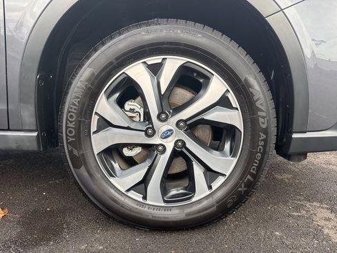 Used 2022 Subaru Outback Limited image 9