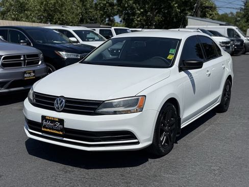 Used 2015 Volkswagen Jetta S FWD image 4