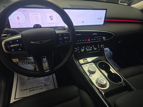 Used 2026 Genesis GV70 2.5T image 6