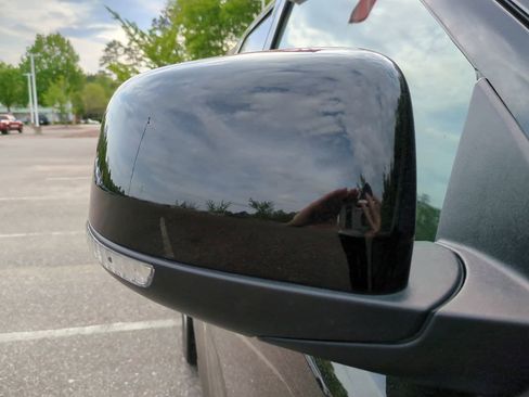 Used 2024 Dodge Durango GT RWD image 12