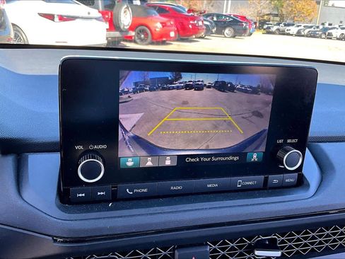 Used 2023 Honda Accord EX image 25