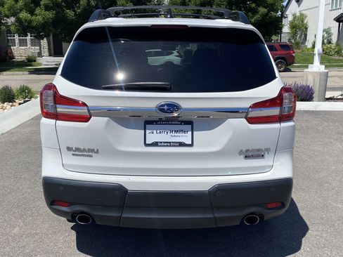 Certified 2022 Subaru Ascent Touring AWD/4WD image 5