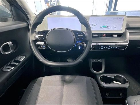 Used 2024 Hyundai Ioniq 5 SE AWD/4WD image 17