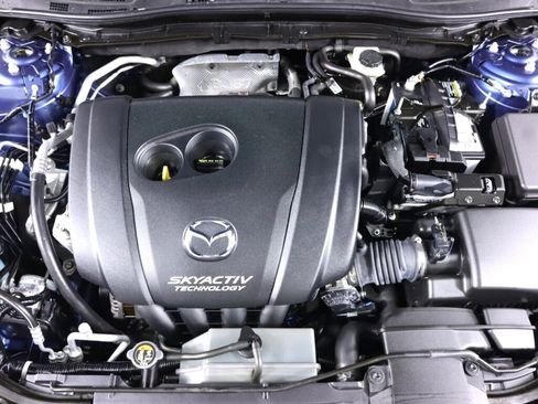 Used 2017 MAZDA MAZDA3 Touring FWD image 39