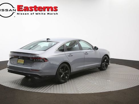 Used 2023 Honda Accord Sport image 40