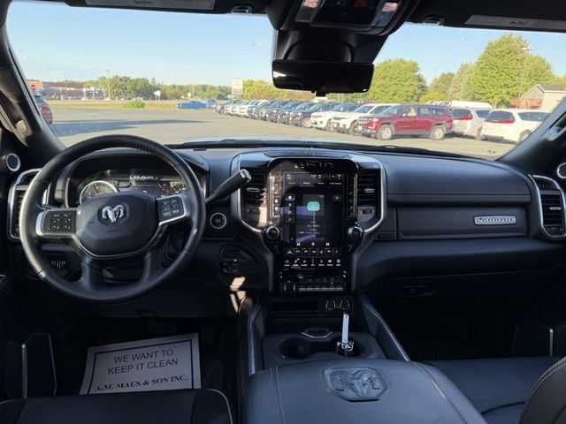 Used 2022 RAM 2500 Laramie AWD/4WD image 17