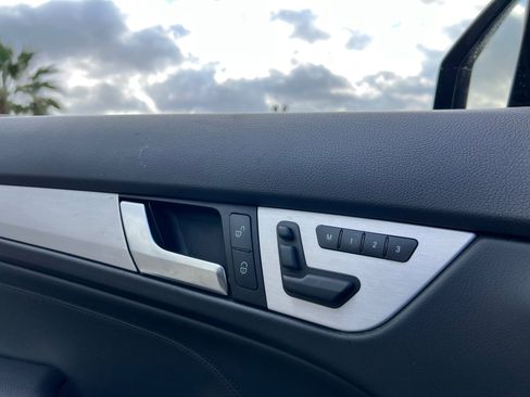 Used 2013 Mercedes-Benz C 250 Coupe image 20