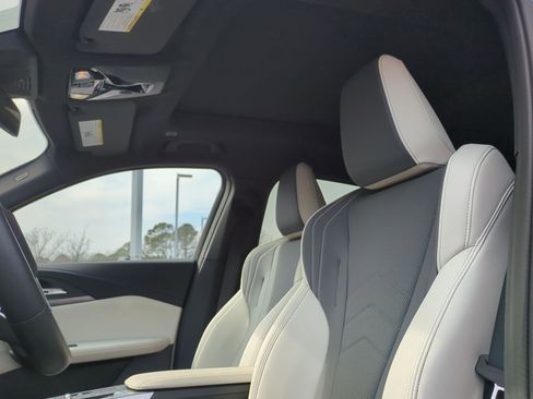 Used 2026 BMW X2 M35i image 16