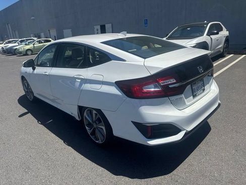 Used 2019 Honda Clarity Plug-In Hybrid image 9
