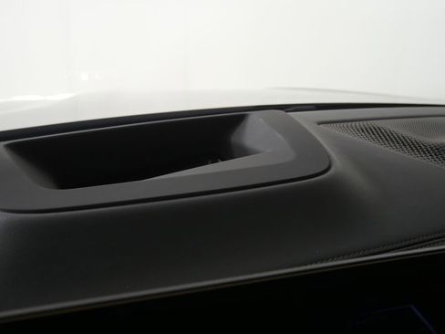 Used 2024 BMW X7 xDrive40i w/ M Sport Package image 23