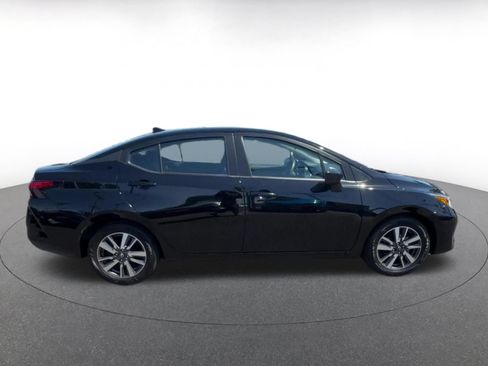 Used 2025 Nissan Versa SV FWD image 16