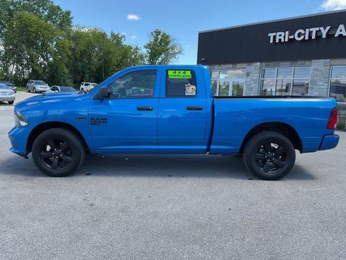 Used 2019 RAM 1500 Express w/ Express Value Package AWD/4WD image 3