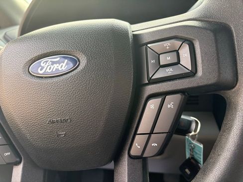 Used 2016 Ford F150 XLT image 30