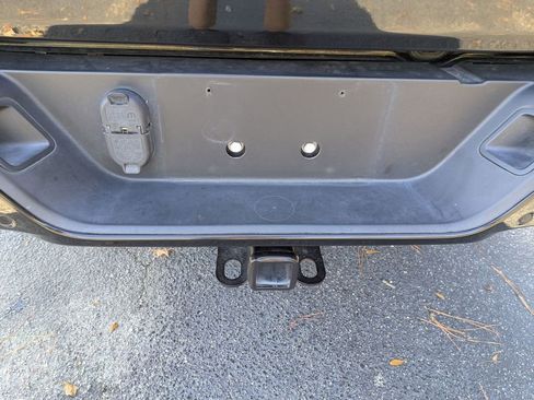 Used 2023 Jeep Gladiator Overland image 32