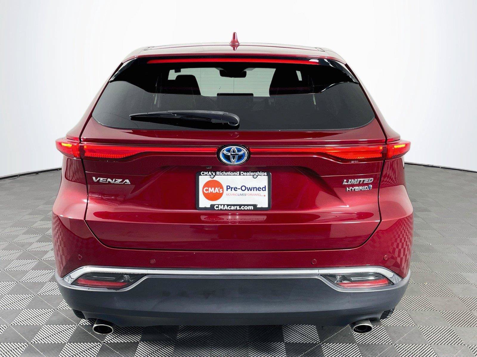 Used 2021 Toyota Venza Limited w/ Carpet Mat Package (TMS) AWD/4WD image 7