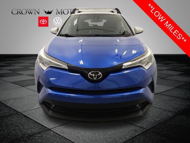 Used 2018 Toyota C-HR XLE FWD image 2