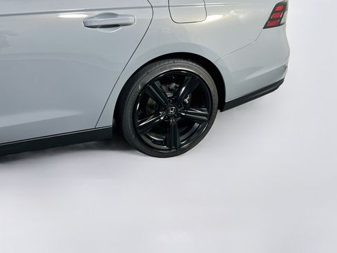Used 2023 Honda Accord Sport image 29
