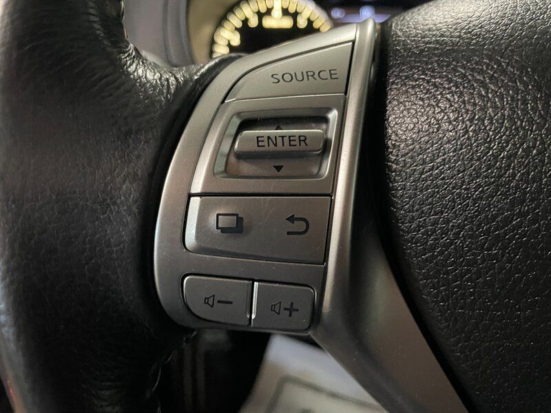 Used 2016 Nissan Altima 2.5 SV FWD image 10