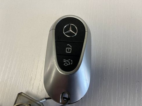 Used 2024 Mercedes-Benz C 300 Sedan image 21