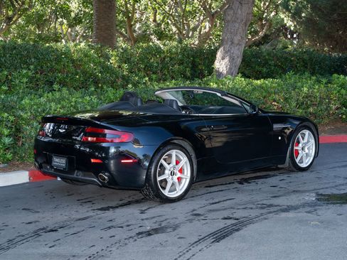 Used 2007 Aston Martin V8 Vantage Roadster image 4