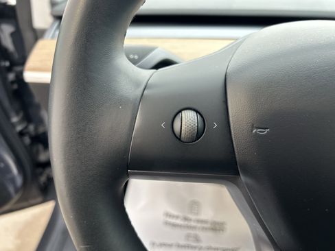 Used 2018 Tesla Model 3 Long Range image 19