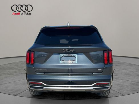 Used 2023 Kia Sorento SX AWD/4WD image 6