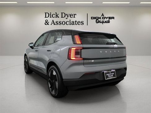 New 2026 Volvo EX30 Plus image 5