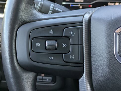 Used 2024 GMC Yukon Denali w/ Advanced Technology Package image 22