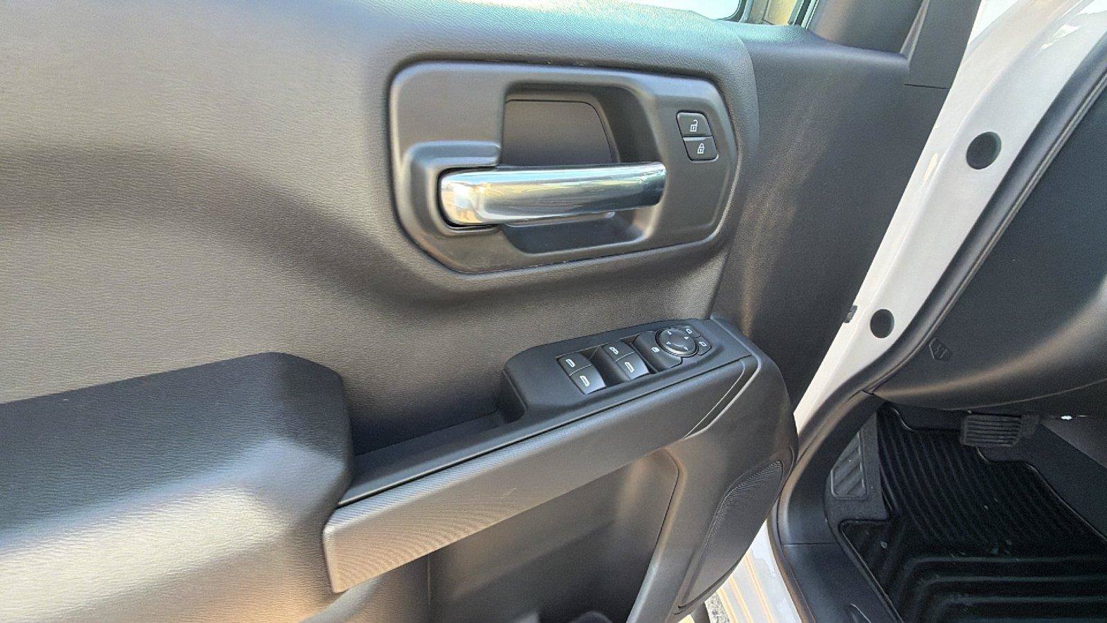 New 2026 Chevrolet Silverado 1500 Custom w/ Turbomax Blackout Package RWD image 12