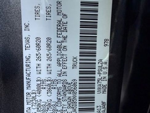 Used 2022 Toyota Tundra Limited image 12