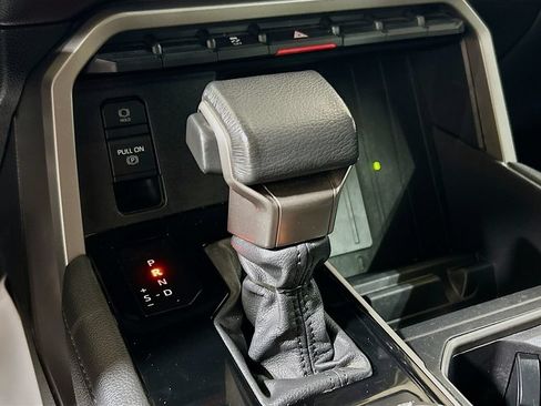 Used 2024 Toyota Tundra Limited w/ Power Package AWD/4WD image 14