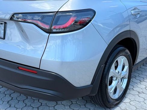 Used 2023 Honda HR-V LX image 16