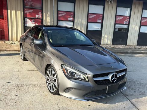 Used 2019 Mercedes-Benz CLA 250 4MATIC image 9