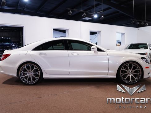Used 2016 Mercedes-Benz CLS 400 image 8
