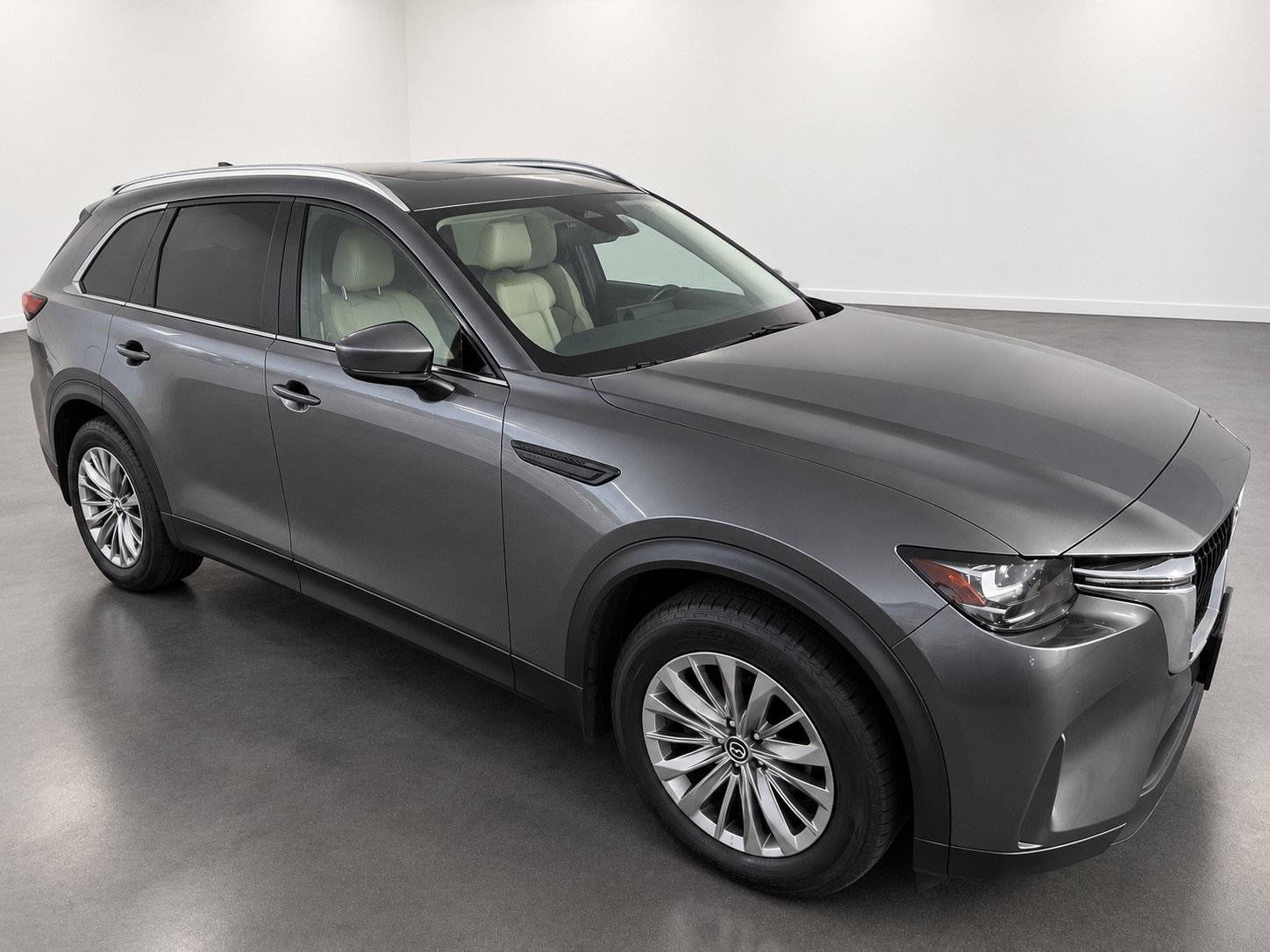 Used 2024 MAZDA CX-90 3.3 Turbo w/ Preferred Plus AWD/4WD image 4