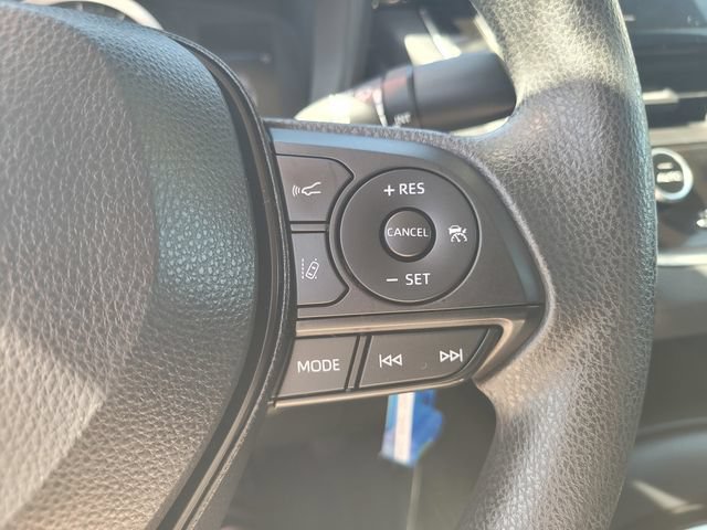 Used 2022 Toyota Corolla LE FWD image 26