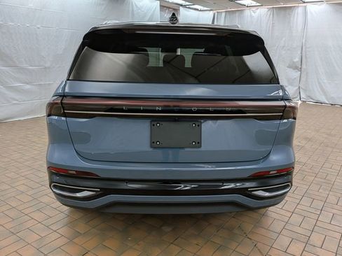 Certified 2025 Lincoln Nautilus Reserve image 7