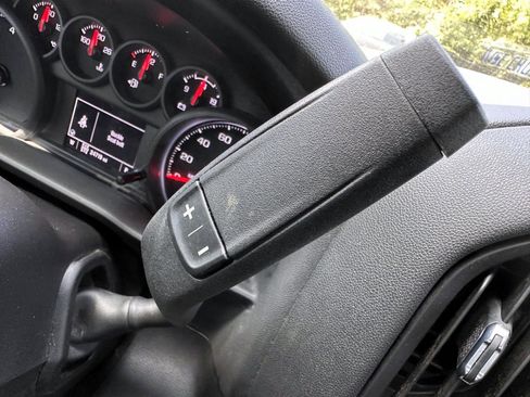 Used 2022 Chevrolet Silverado 1500 Custom Trail Boss AWD/4WD image 19