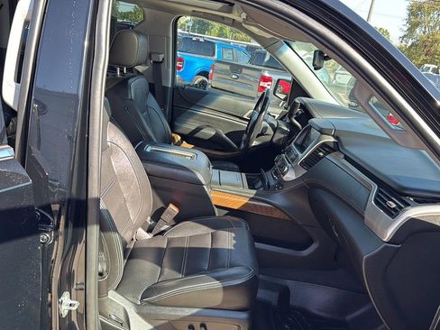 Used 2020 GMC Yukon XL Denali w/ Denali Ultimate Package image 16