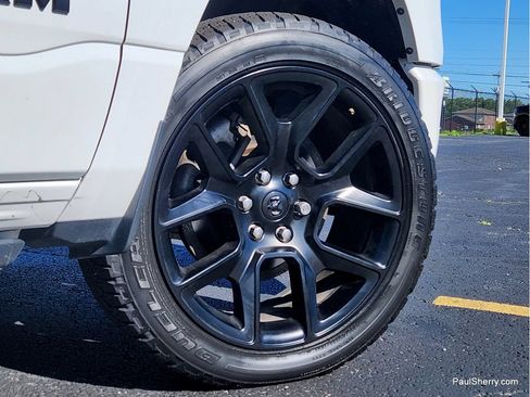 Used 2023 RAM 1500 Laramie AWD/4WD image 8