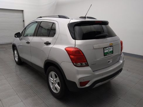 Used 2017 Chevrolet Trax LT w/ Driver Confidence Package FWD image 5