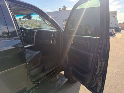 Used 2018 RAM 2500 Laramie w/ Sport Appearance Group AWD/4WD image 17