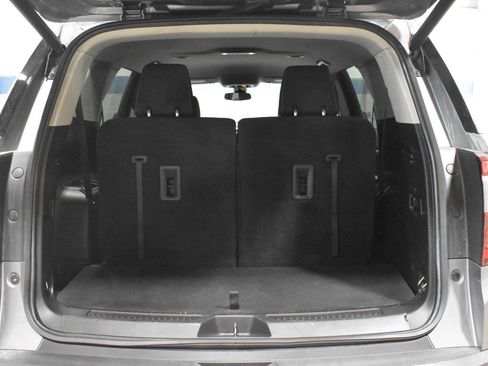 Used 2022 GMC Acadia SLE w/ Driver Convenience Package image 27