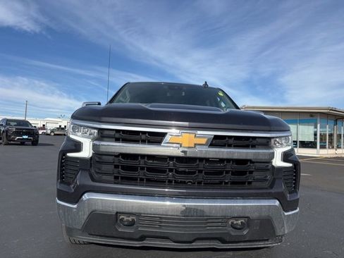 Used 2022 Chevrolet Silverado 1500 LT w/ Protection Package image 7
