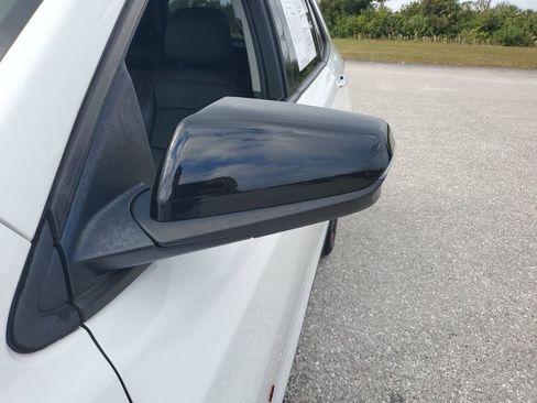 Used 2020 Chevrolet Equinox Premier w/ Premier Redline Edition image 21